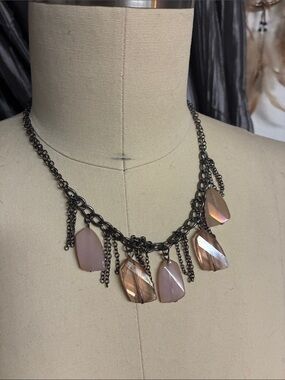 Feminine Pink Glass Pendant Chain Necklace